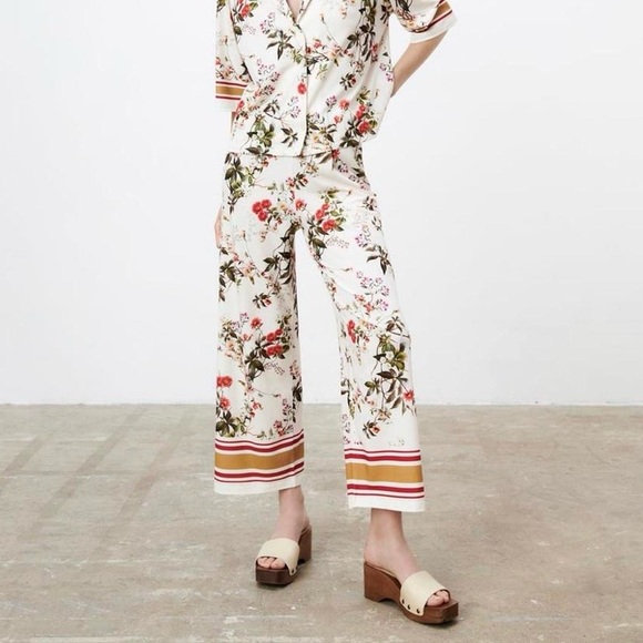 NWOT Zara Flowy Printed Pants & Shirt Set - Size Large | post is for pants ONLY - Picture 2 of 2